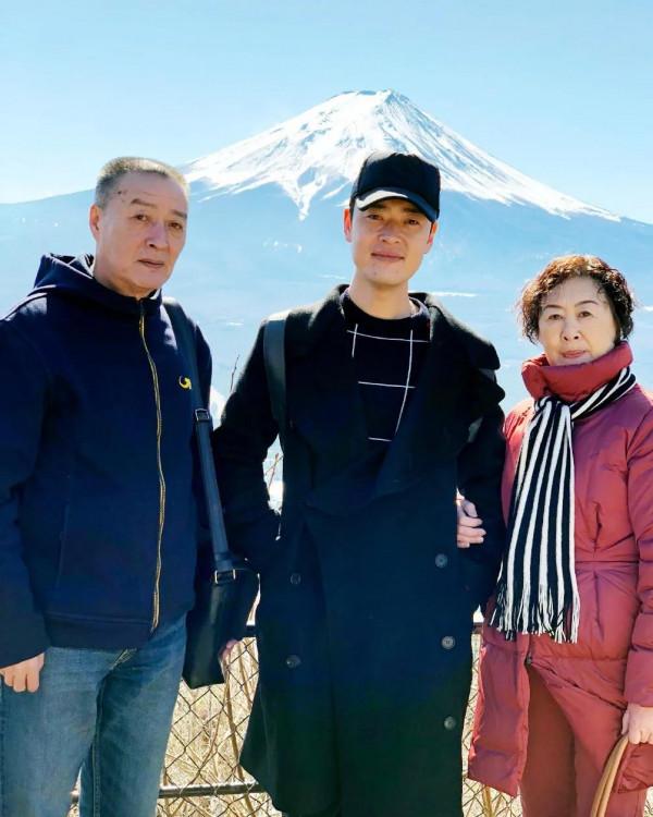 從“魏和尚”到“李大釗”，張桐用了19年，終於躋身一線男星