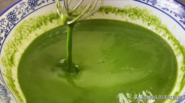 我家最愛的早餐之一，筷子攪一攪，2分鐘出鍋，好吃營養又均衡