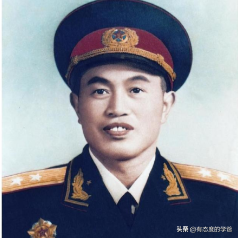 1955年大授銜，這兩個人的軍銜都授高了，為何卻無人不服？