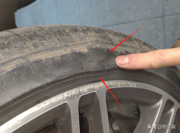 活久見,兩廂車配6缸發動機!9萬買輛曾經50萬的寶馬1系值不值? 活久見,兩廂車配6缸發動機!9萬買輛曾經50萬的寶馬1系值不值?