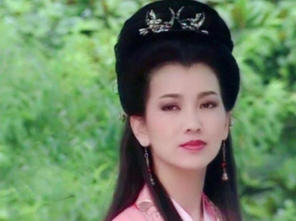 別的演員只是扮古裝漂亮,她們簡直就是從古代走來 別的演員只是扮古裝漂亮,她們簡直就是從古代走來