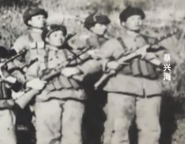 一志願軍發明“打空爆”玩法，9人幹掉400人，美軍誤認為是高科技