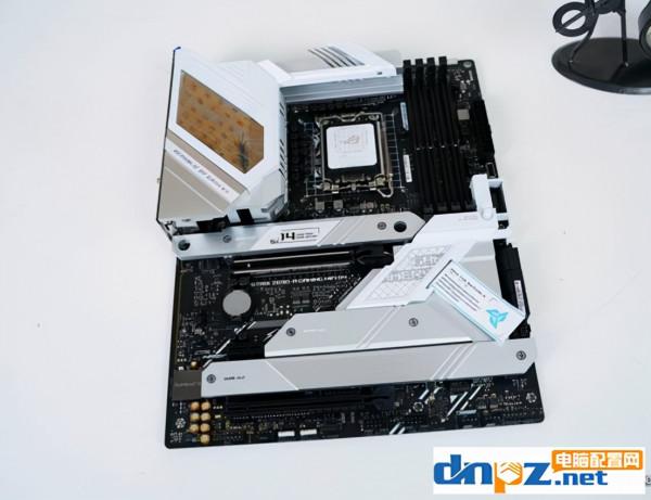 十二代i7-12700k搭配RTX3070顯示卡中高階組裝電腦配置單