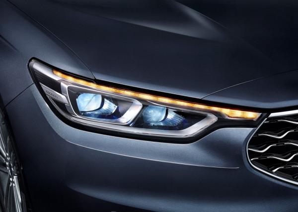 長超5米，配2.0T+8AT，才賣20萬出頭，月銷不足2千輛，金牛座真慘