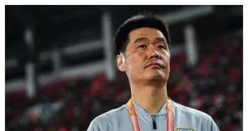 18點!李霄鵬首秀,國足生死戰,若派這套首發,是否可對抗日本? 18點!李霄鵬首秀,國足生死戰,若派這套首發,是否可對抗日本?