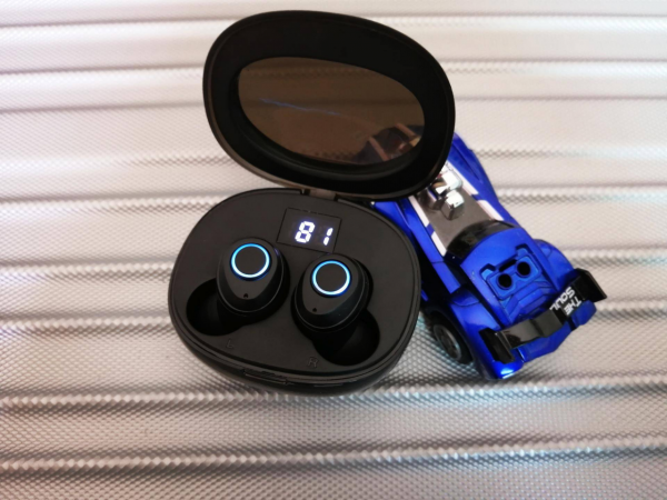 低音炮更讓人沉迷？Xisem西聖i07藍芽耳機實力不俗