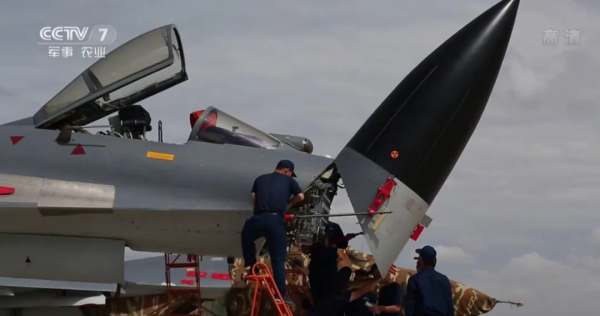 &OpenCurlyDoubleQuote;太行版&rdquo;殲-11B高調亮相，曾與美軍上演激烈對峙