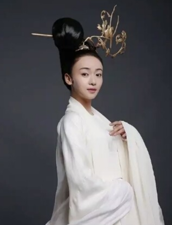 熱門影視幕後選角,劉亦菲意外出演王語嫣,胡歌陰差陽錯成李逍遙 熱門影視幕後選角,劉亦菲意外出演王語嫣,胡歌陰差陽錯成李逍遙