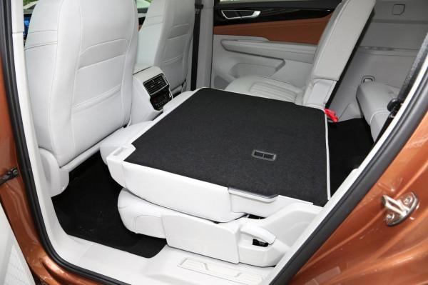 6/7座SUV其實比5座實用，看看這兩款，安靜舒適、省油、四輪驅動