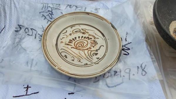 陶壺、陶罐、瓷罐……萊蕪區首次考古發掘出東漢、金元、清時期墓葬 陶壺、陶罐、瓷罐……萊蕪區首次考古發掘出東漢、金元、清時期墓葬