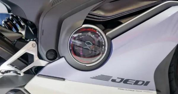 這三臺絕對是本屆摩博會最帥、最霸氣、最科幻的，國產未來可期