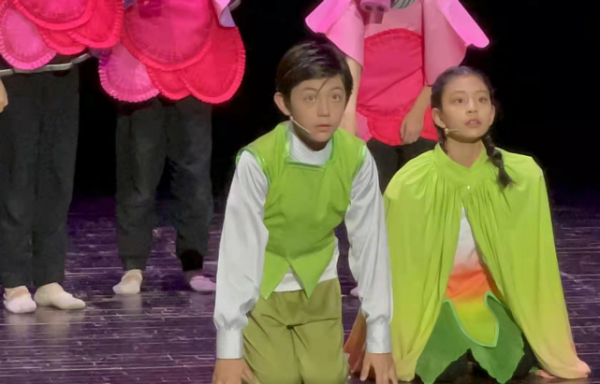 劉燁女兒才10歲就這麼美！曬慶生照顏值逆襲終於像媽，混血臉太絕