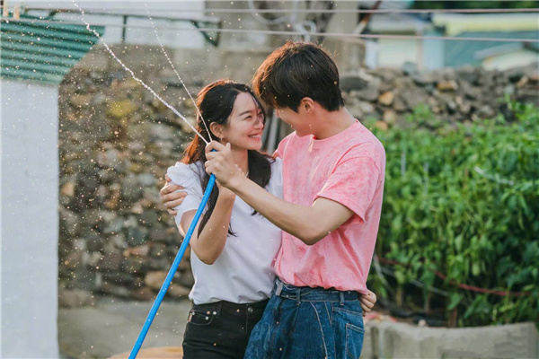 金宣虎承認爆料內容，發文向前女友道歉，劇中人設徹底崩塌