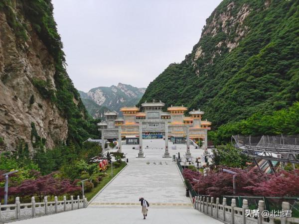 險峻的華山,步行登完並不累(可做攻略參考) 險峻的華山,步行登完並不累(可做攻略參考)