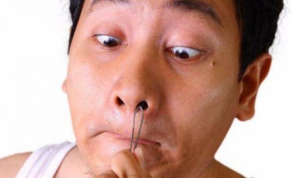 男士的鼻毛為何會“竄”出來？鼻毛旺盛代表什麼？快來了解一下