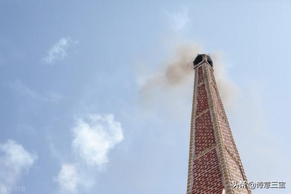 德國一家火葬場的煙囪被融化,事故的原因居然是一個腰圍引起的 德國一家火葬場的煙囪被融化,事故的原因居然是一個腰圍引起的