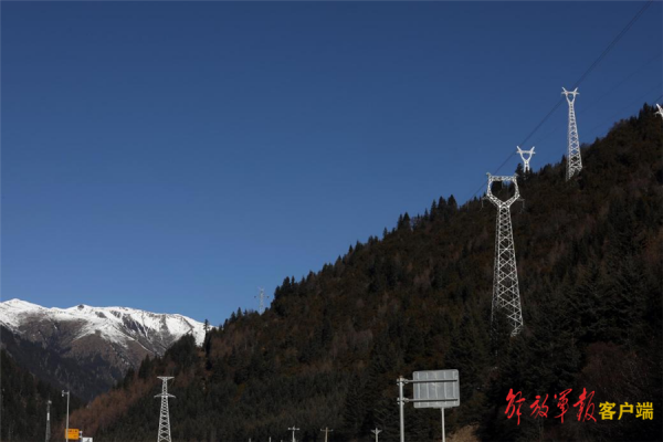 新春走軍營 &vert; 青春堅守&CenterDot;踏雪保通築忠誠