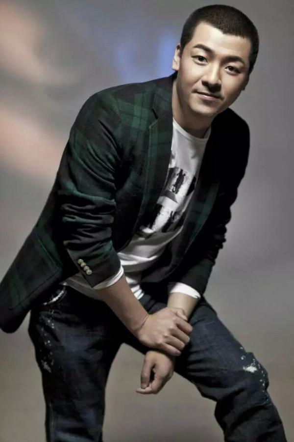 當紅男星齊奎:在京城租房早婚,與初戀明星妻子吵吵鬧鬧都是愛 當紅男星齊奎:在京城租房早婚,與初戀明星妻子吵吵鬧鬧都是愛