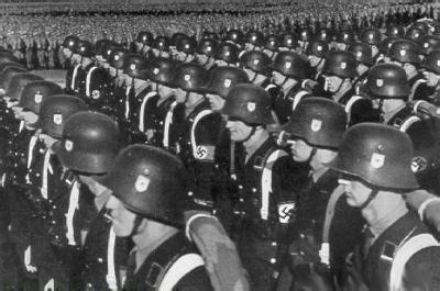 希特勒：讓美國沒理由宣戰；羅斯福：我不宣佈戰爭，我製造戰爭