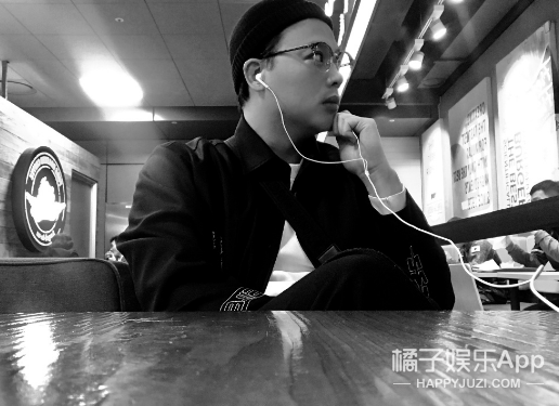 還記得《中國好聲音》的金潤吉嗎，在韓國選秀拿了冠軍？