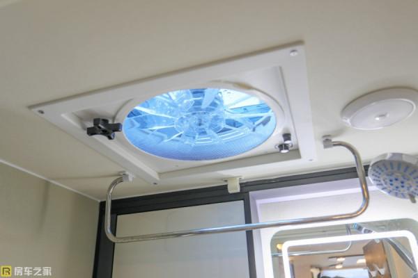 福特底盤，商務家用全能T型房車，宇通C520