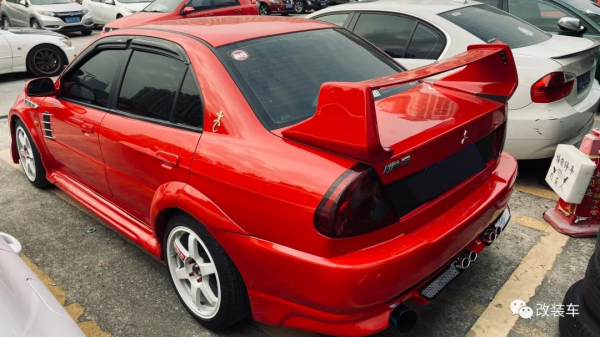 老爸用EVO荼毒兒子玩改裝，有這樣的老爸到底該哭還是該笑