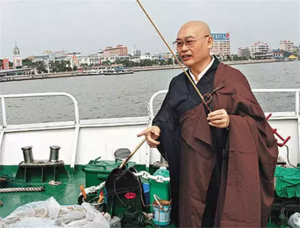 6位“削髮為僧”的男明星,出家前個個都是大帥哥,太可惜了 6位“削髮為僧”的男明星,出家前個個都是大帥哥,太可惜了