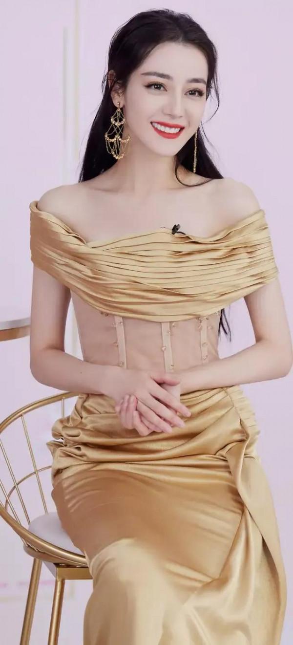 盛世美顏之迪麗熱巴 盛世美顏之迪麗熱巴