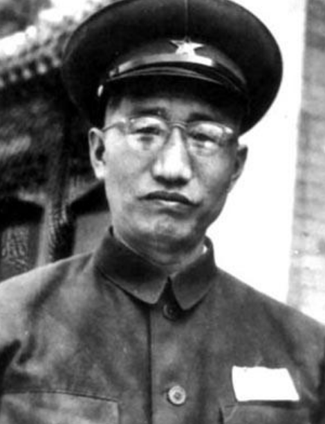 從黃埔軍校走出四位元帥，一位23歲當了軍長，一位是方面軍總指揮