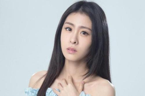 張碧晨，就這樣被華晨宇渣了又渣，不知夜深人靜時她可曾後悔過？