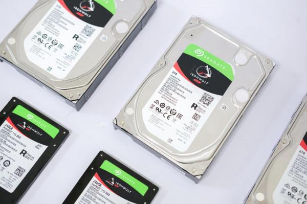 雙十一NAS周邊丨有了這些配件,好用程度不言而喻 雙十一NAS周邊丨有了這些配件,好用程度不言而喻