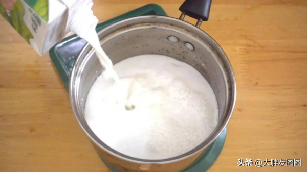 你有雞蛋嗎?試試做椰奶布丁,滑嫩嫩的,好吃過蛋撻 你有雞蛋嗎?試試做椰奶布丁,滑嫩嫩的,好吃過蛋撻