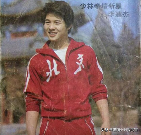 年輕時英俊瀟灑，老了卻醜的各有千秋，這8位男明星，好可惜