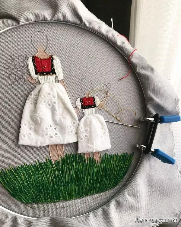 像真發一樣可以編的髮型都能繡出來，如此立體的繡法怎麼能錯過