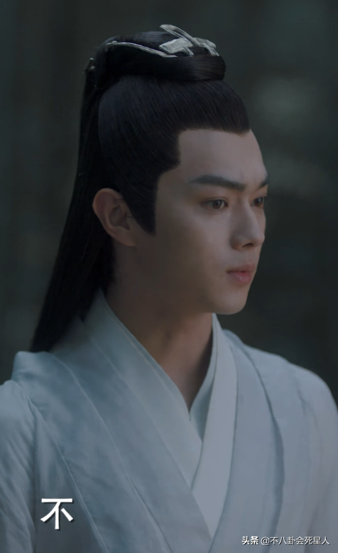 男星臉腫太可怕！顏值下滑十倍，王一博、鹿晗、李易峰紛紛中招