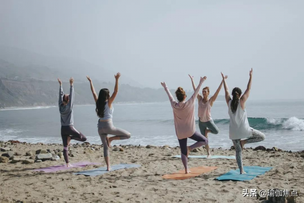 瑜伽單腿平衡體式站不穩？原來是沒做到這 3 點！附瑜伽體式