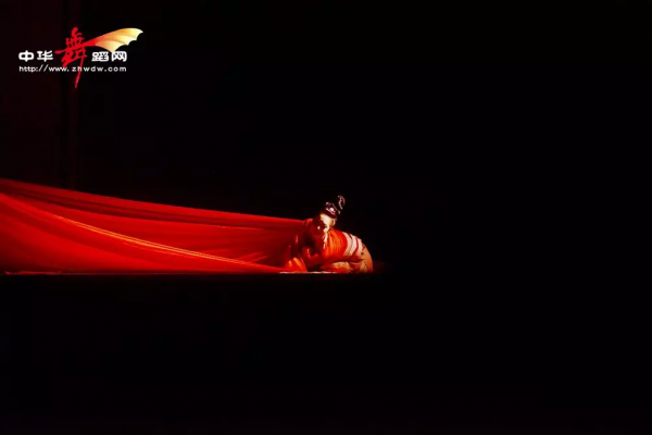 北舞《梁祝》演出劇照 北舞《梁祝》演出劇照