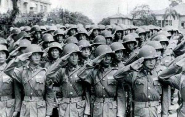 廖耀湘被俘後，向他敬酒不喝還摔杯，劉亞樓請出一人他連敬3杯