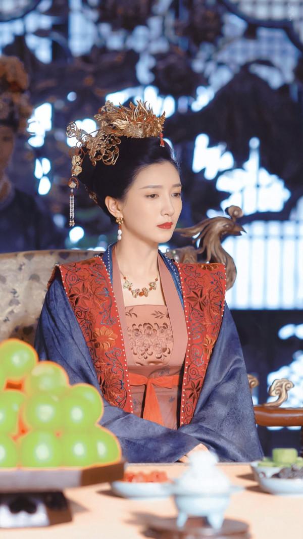 這部劇的失敗在於，劇情不如顏值好看