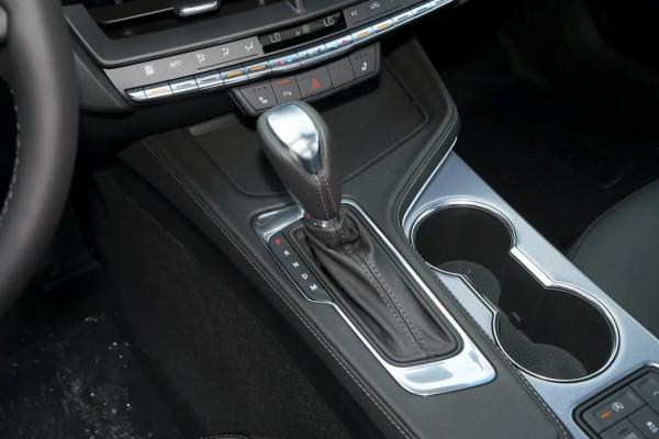 同級別唯一2.0T+後驅佈局,凱迪拉克CT4到底適不適合年輕人? 同級別唯一2.0T+後驅佈局,凱迪拉克CT4到底適不適合年輕人?