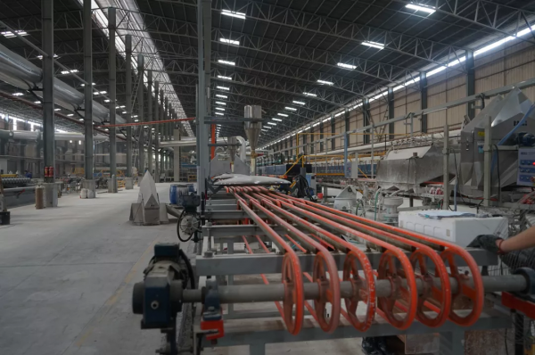 創新引領，皇磁外牆磚開闢行業發展新格局