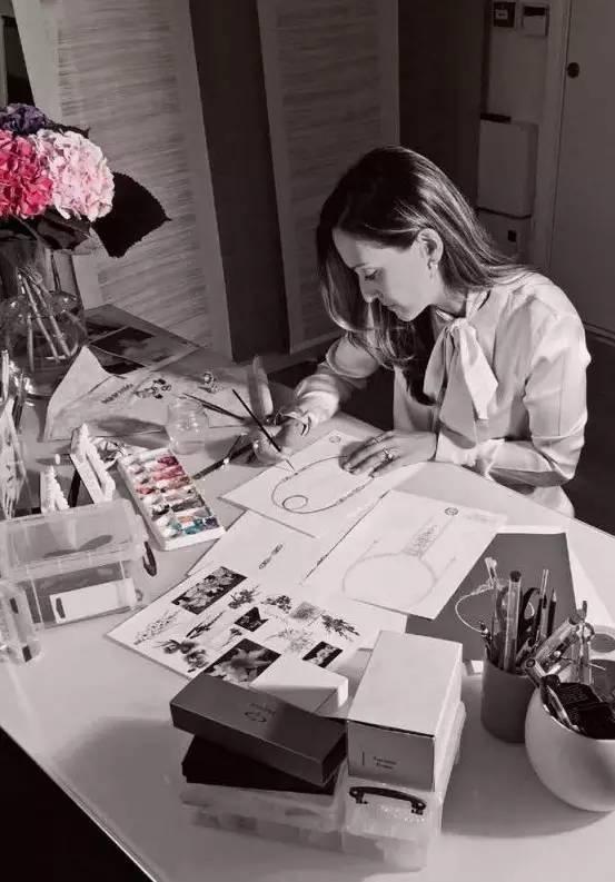 爺爺留下5000億,身為賭王的長孫女,為何一分未得?原因有三點 爺爺留下5000億,身為賭王的長孫女,為何一分未得?原因有三點