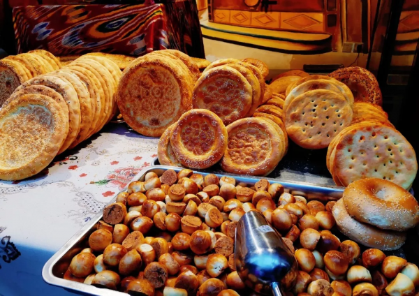 新疆的國際大巴扎裡，到底有些什麼？