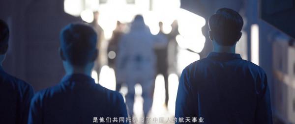 賈樟柯、趙文卓及肖戰合作賀歲片《後背》，講小人物真英雄新故事