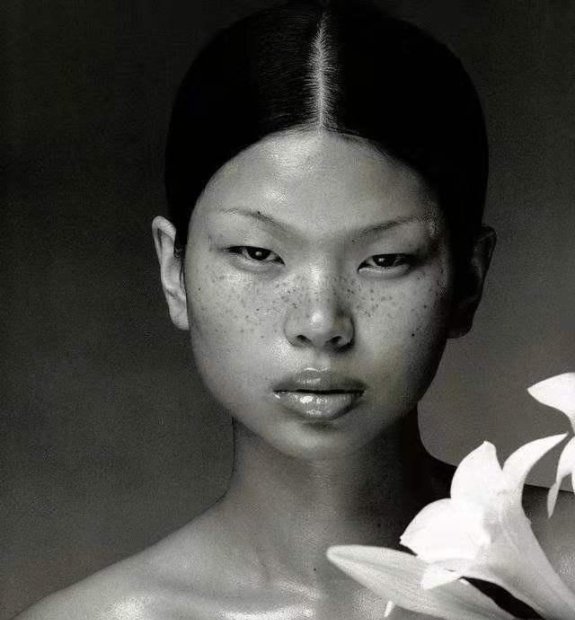 醜小鴨呂燕:20歲成頂級超模,30歲嫁法國貴族,她到底經歷了啥? 醜小鴨呂燕:20歲成頂級超模,30歲嫁法國貴族,她到底經歷了啥?