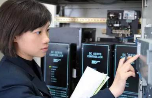 “最美女神”楊屹,一直堅守在海軍一線,所得的研究成果震驚世界 “最美女神”楊屹,一直堅守在海軍一線,所得的研究成果震驚世界