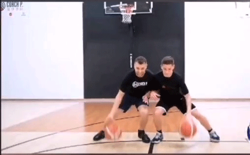 「教學」教你突破後的對抗上籃