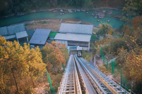 這家酒店的紅葉季，讓我想起了虹夕諾雅京都