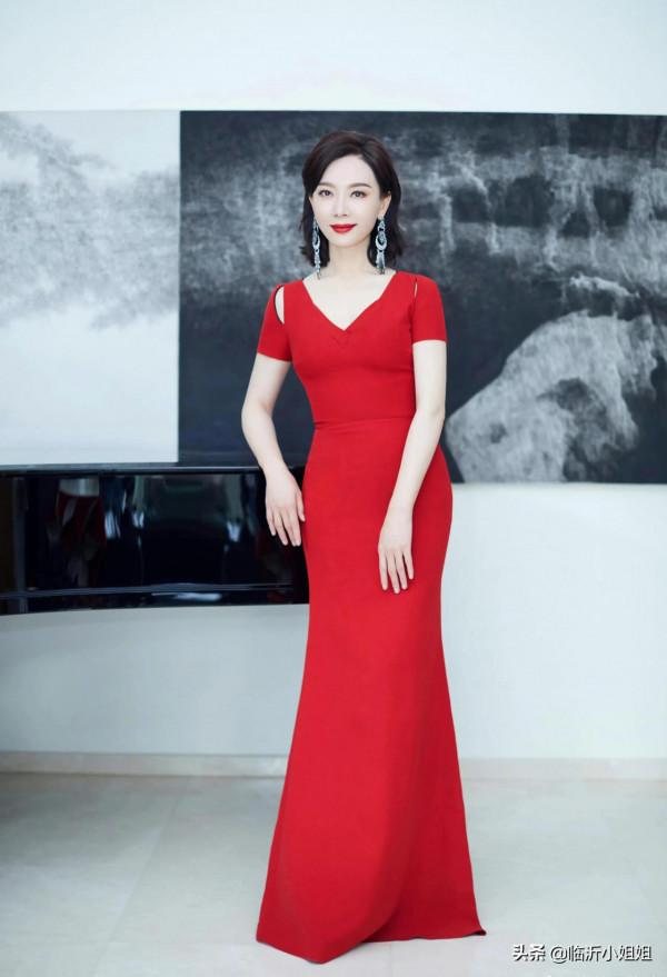 陳數，優雅知性、氣質出眾的高顏值女性，才貌雙全，魅力十足