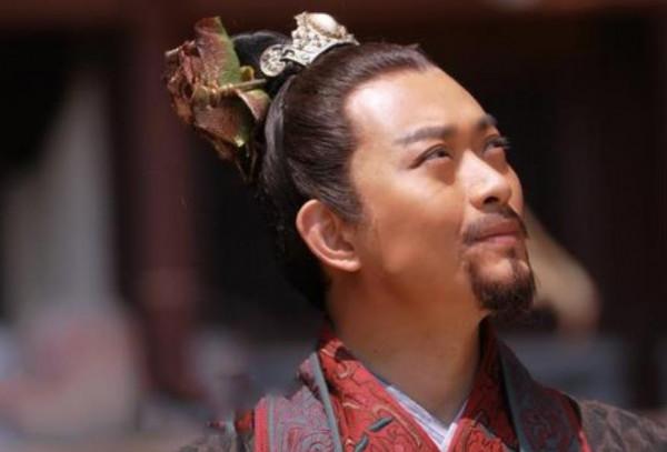 再看《水滸傳》才明白,原來“林沖棒打洪教頭”的背後,另藏玄機 再看《水滸傳》才明白,原來“林沖棒打洪教頭”的背後,另藏玄機